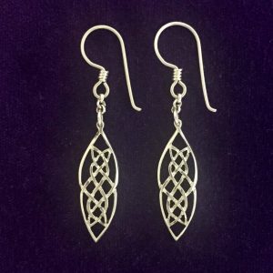 Short Knot Earrings